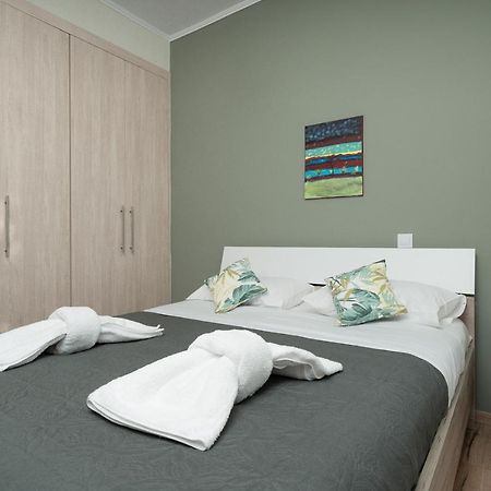 Mtc-Sfs Apartment By The Sea And Airport Pórto Ráfti Екстериор снимка